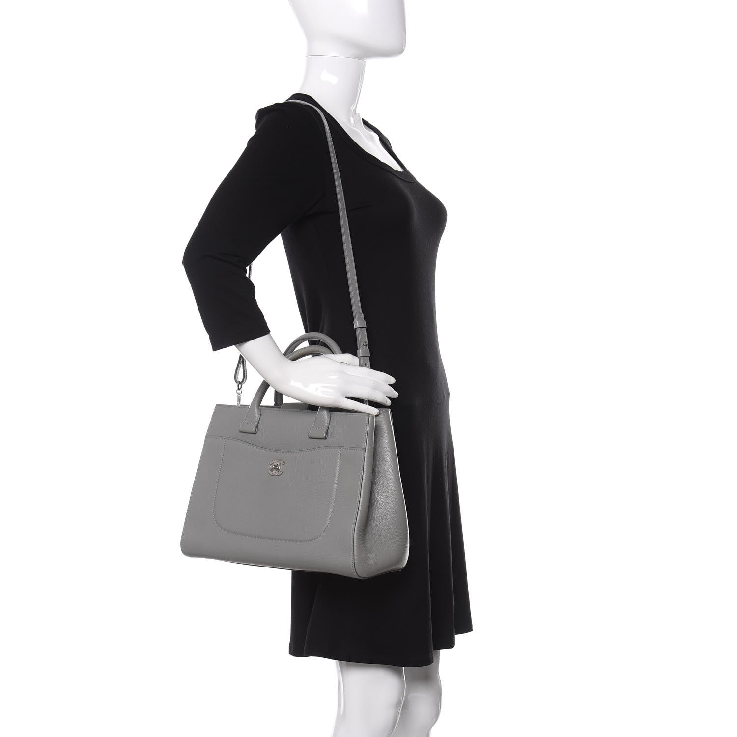 Chanel Grained Calfskin Small Neo Executive Shopper Tote Grey 2 of 11