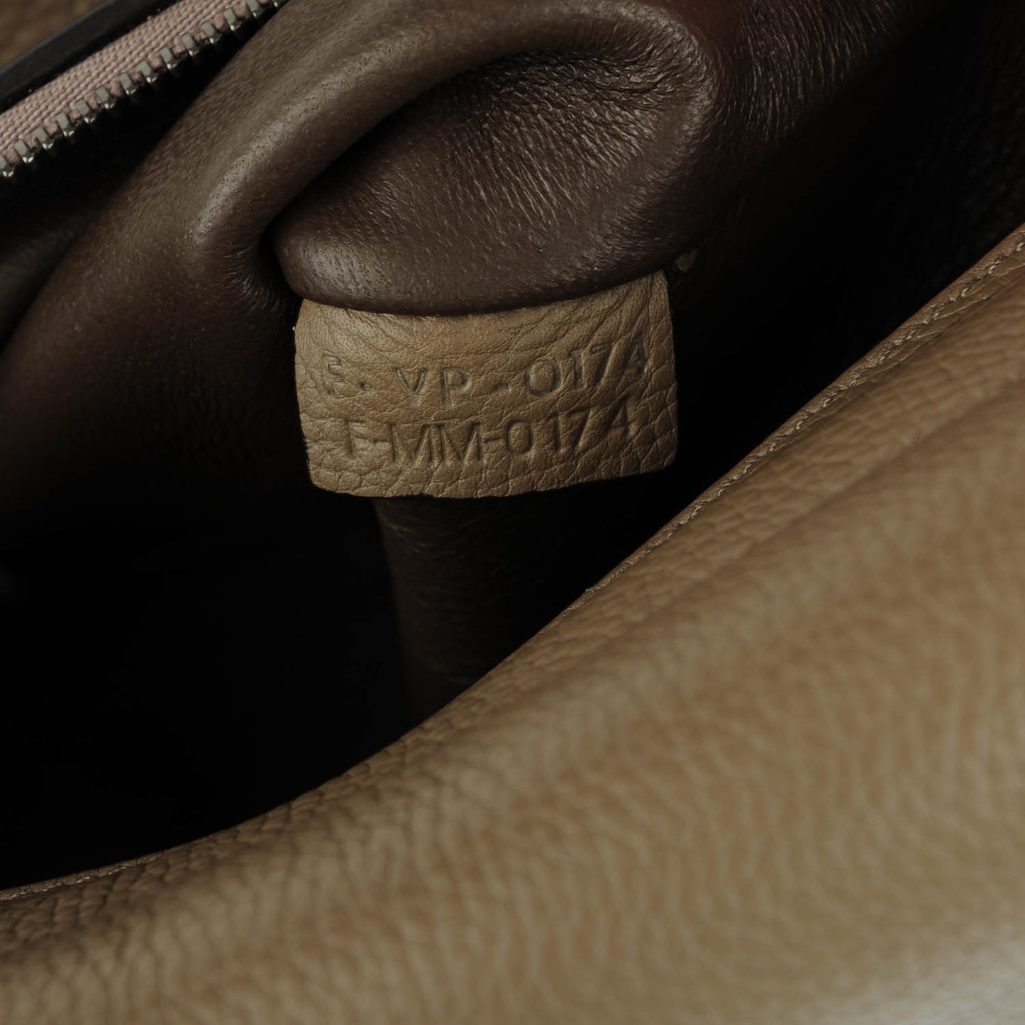Drummed Calfskin Suede Medium Trapeze Dune