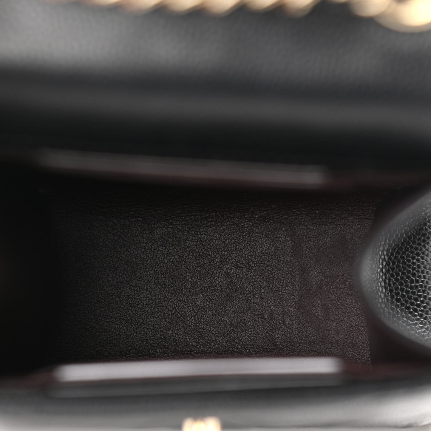 Caviar Quilted Classic Phone Holder Black