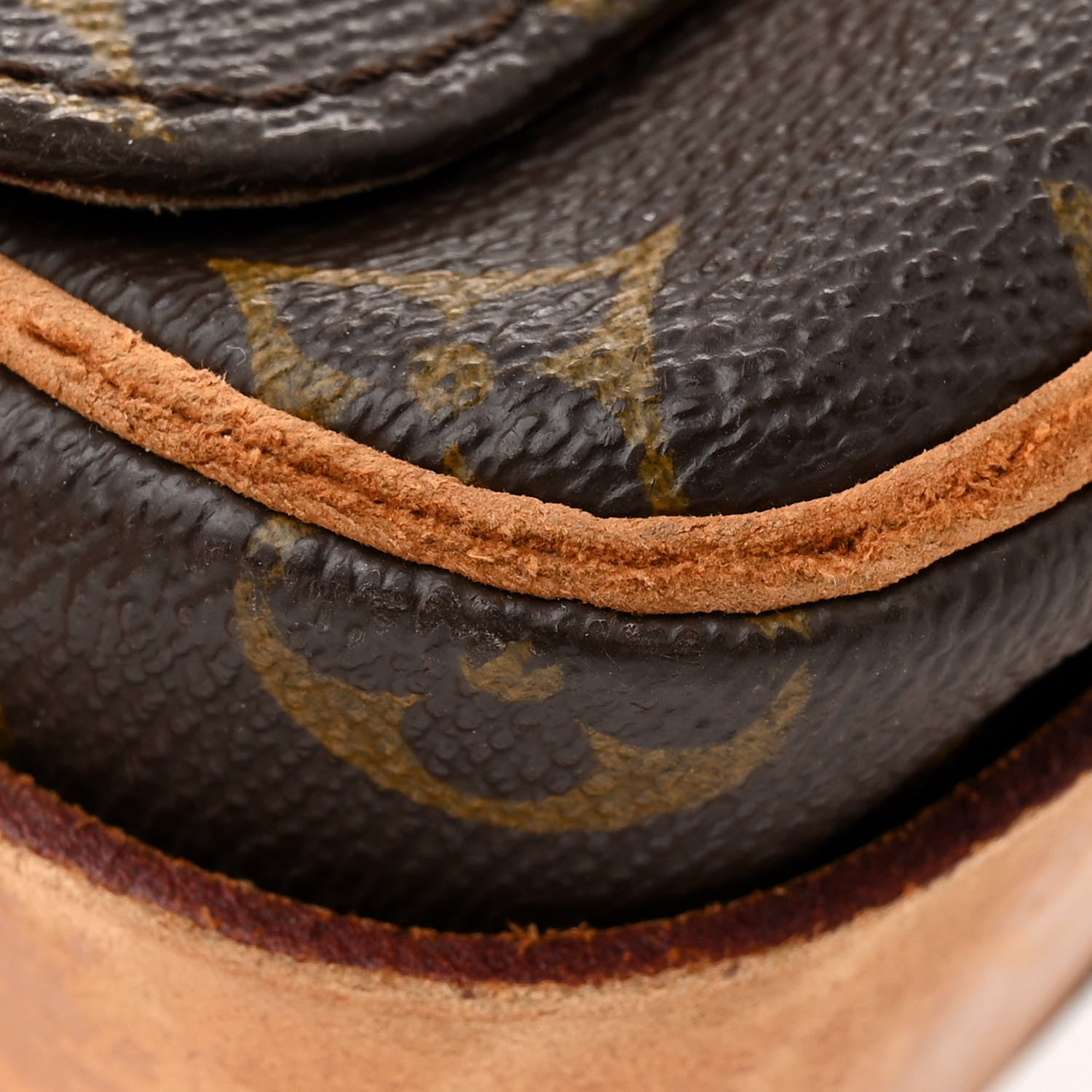 Louis Vuitton Monogram Cartouchiere 26 20 of 20