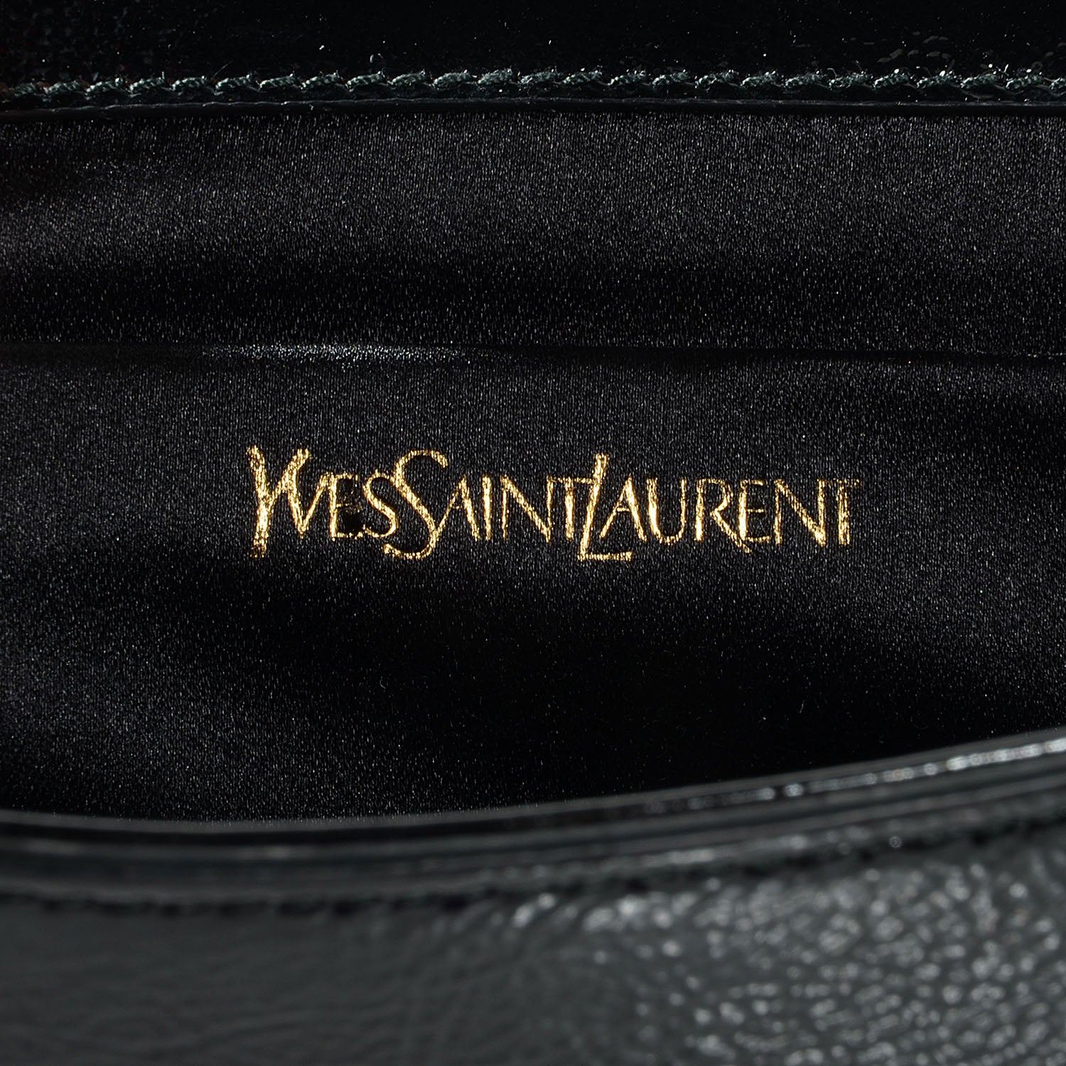 Saint Laurent Textured Patent Monogram Large Belle De Jour Clutch Black 6 of 7