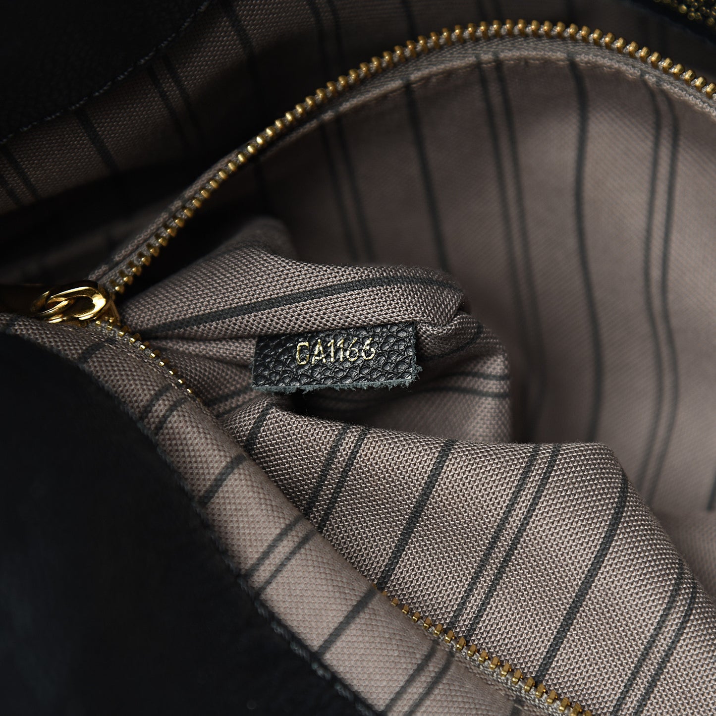 Empreinte Artsy MM Black