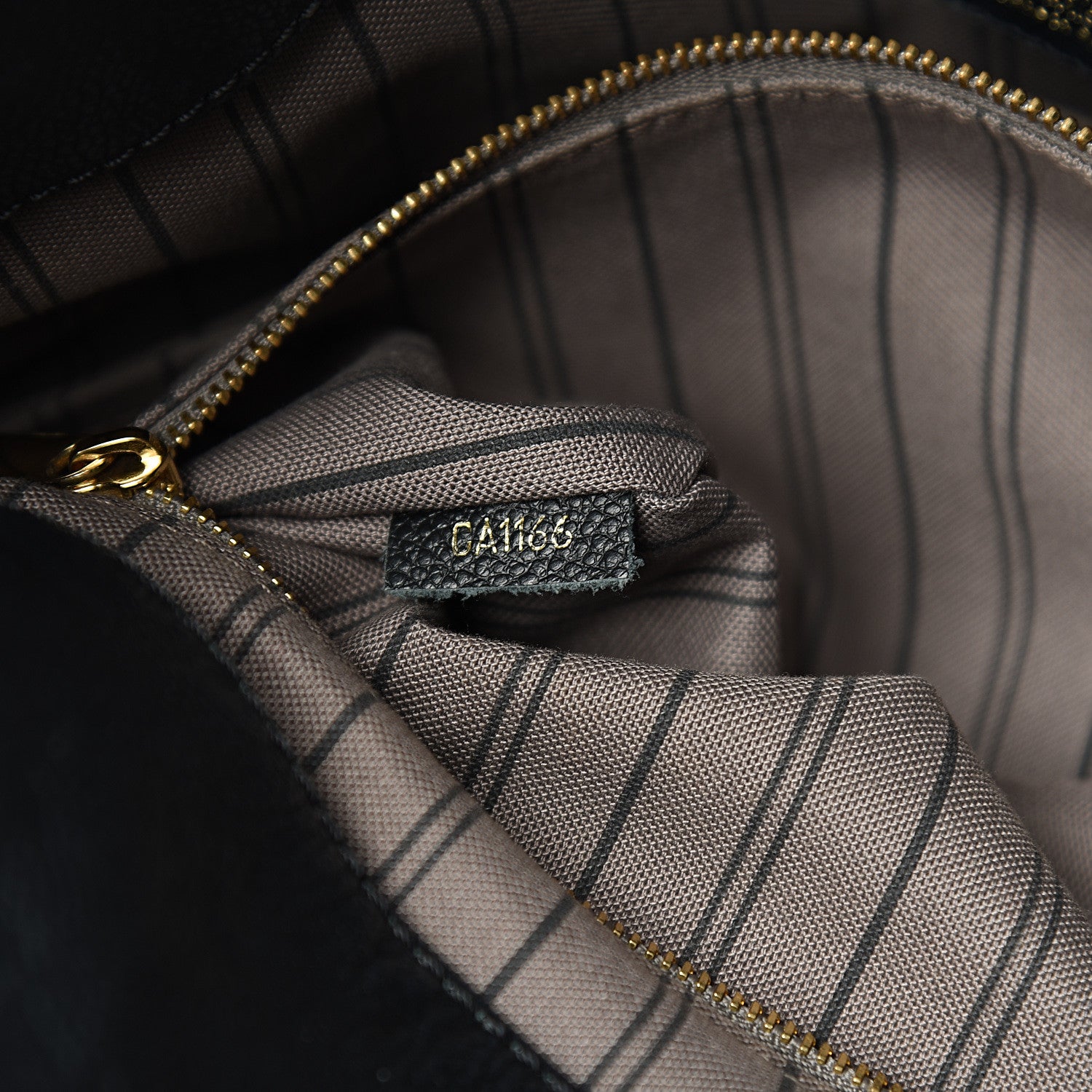 Louis Vuitton Empreinte Artsy MM Black 7 of 10