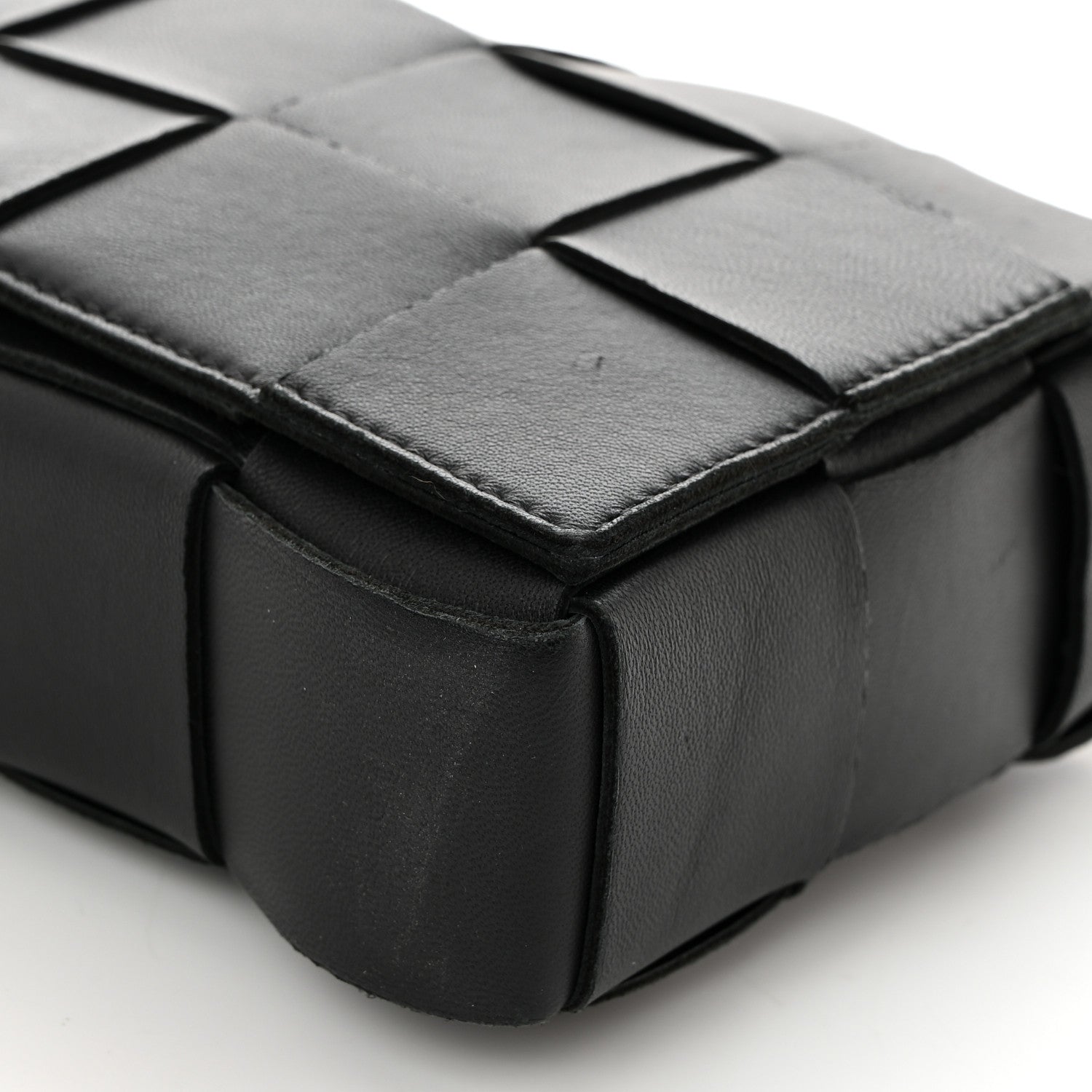 Bottega Veneta Lambskin Maxi Intrecciato Cassette Crossbody Bag Black 10 of 10