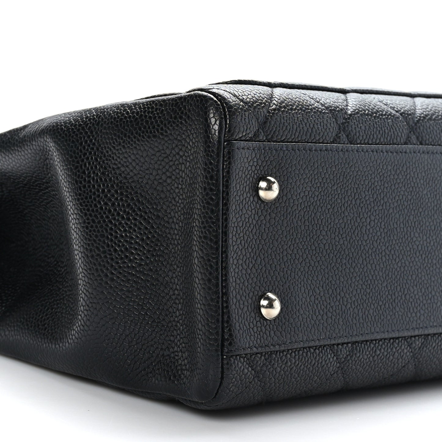 Caviar Quilted CC Shoulder Bag Black
