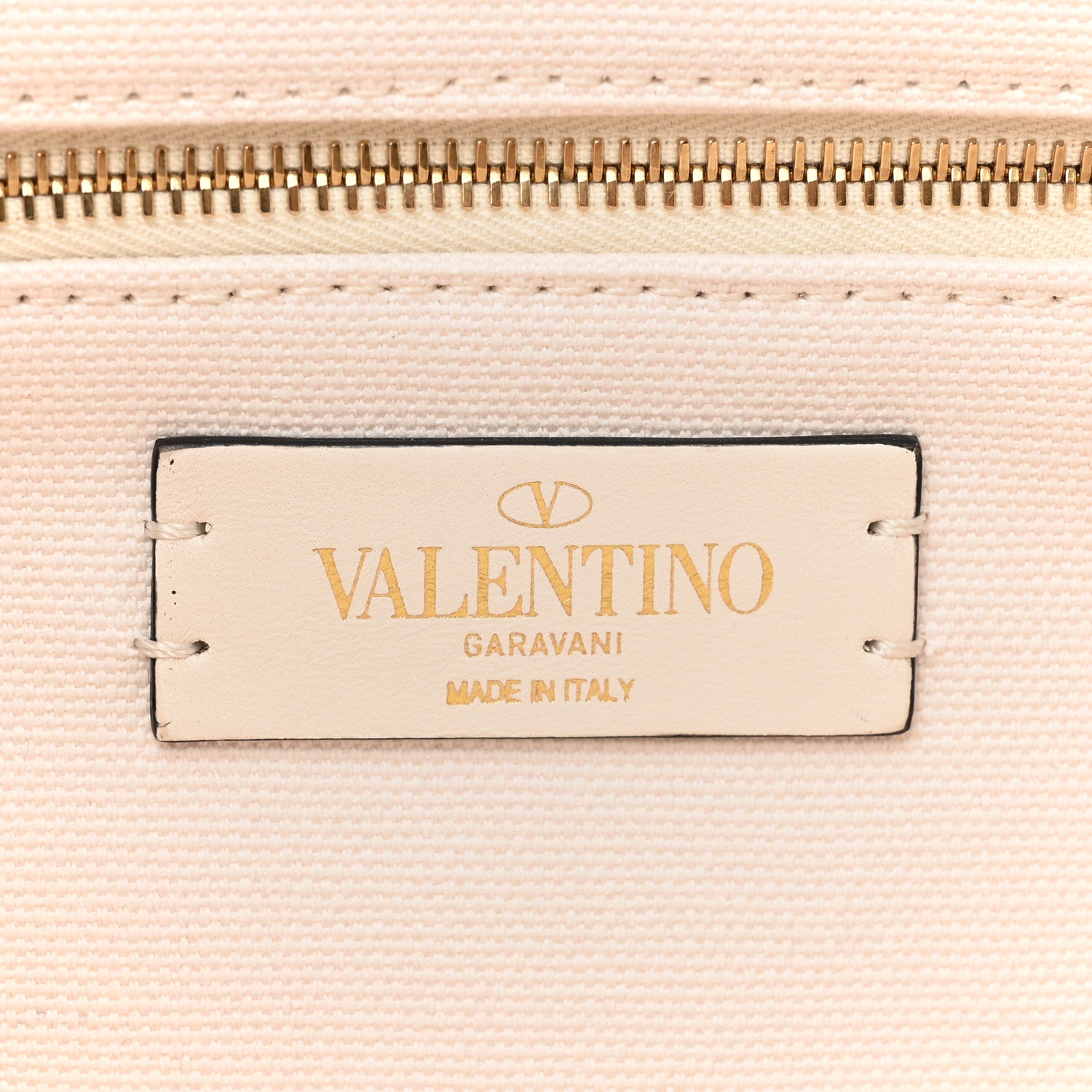 Valentino Garavani Knit Large Roman Stud Shoulder Bag Ecru 6 of 8