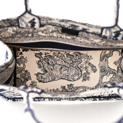 Christian Dior Canvas Embroidered Medium Dioriviera Toile De Jouy Book Tote Blue 8 of 27