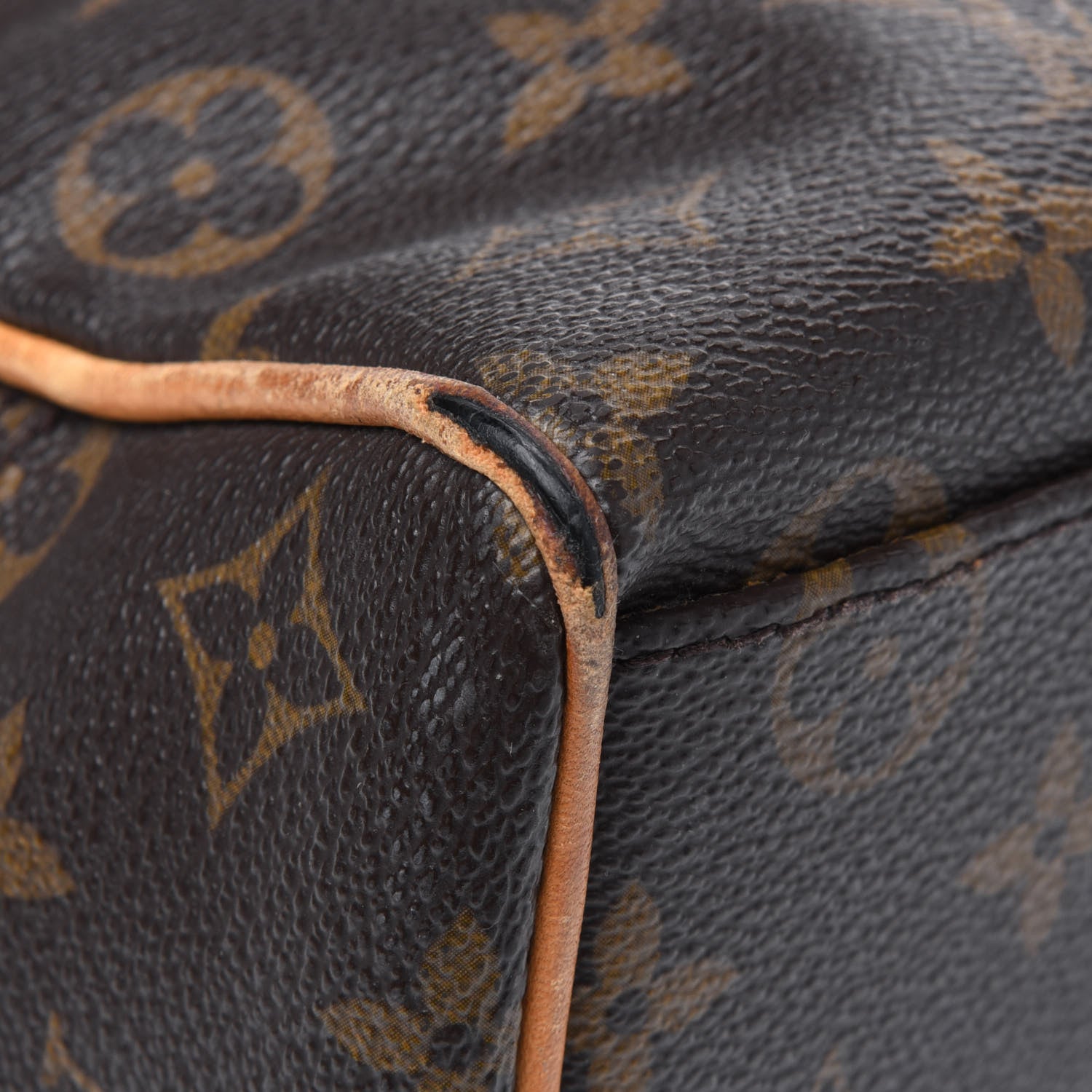 Louis Vuitton Monogram Manhattan PM 18 of 38