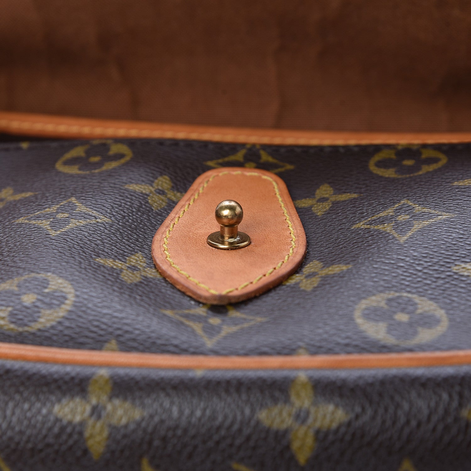 Louis Vuitton Monogram Sac Gibeciere PM 12 of 24