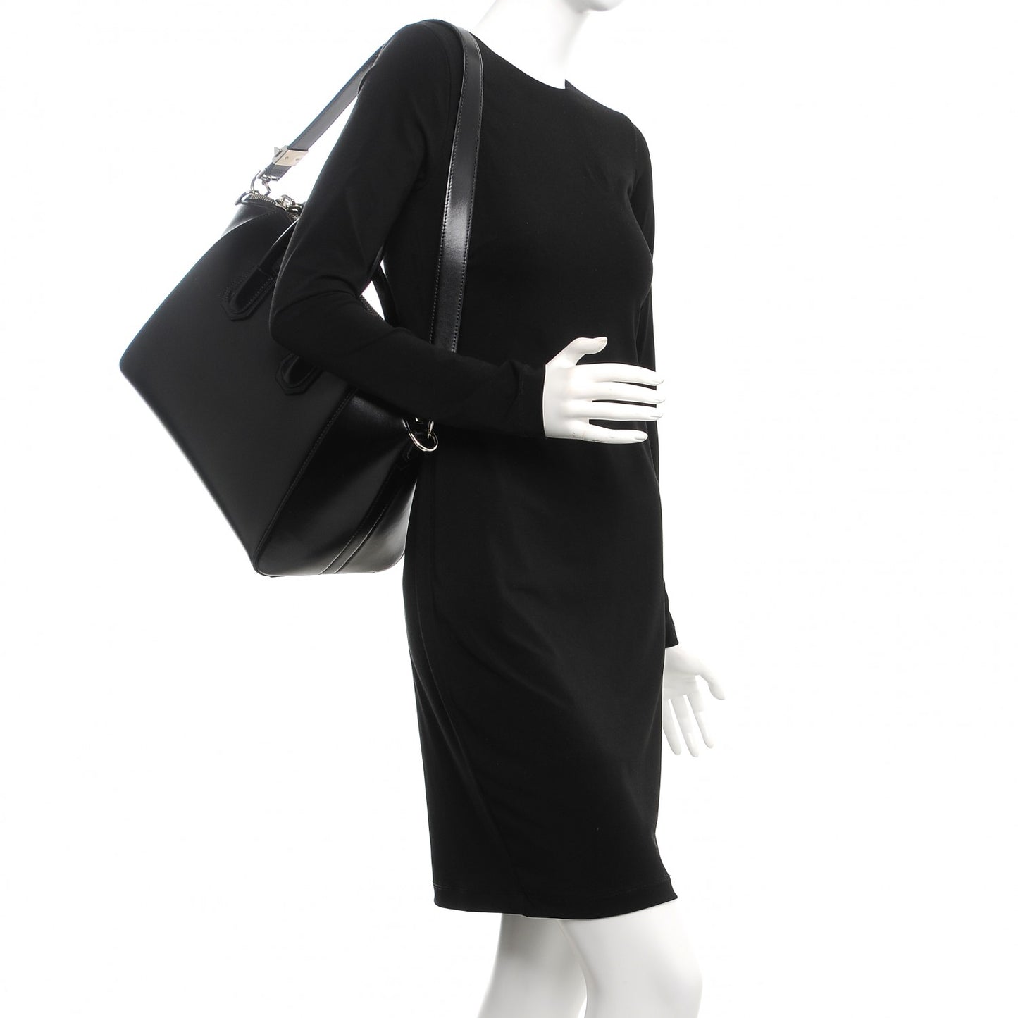 Shiny Lord Calfskin Medium Antigona Black