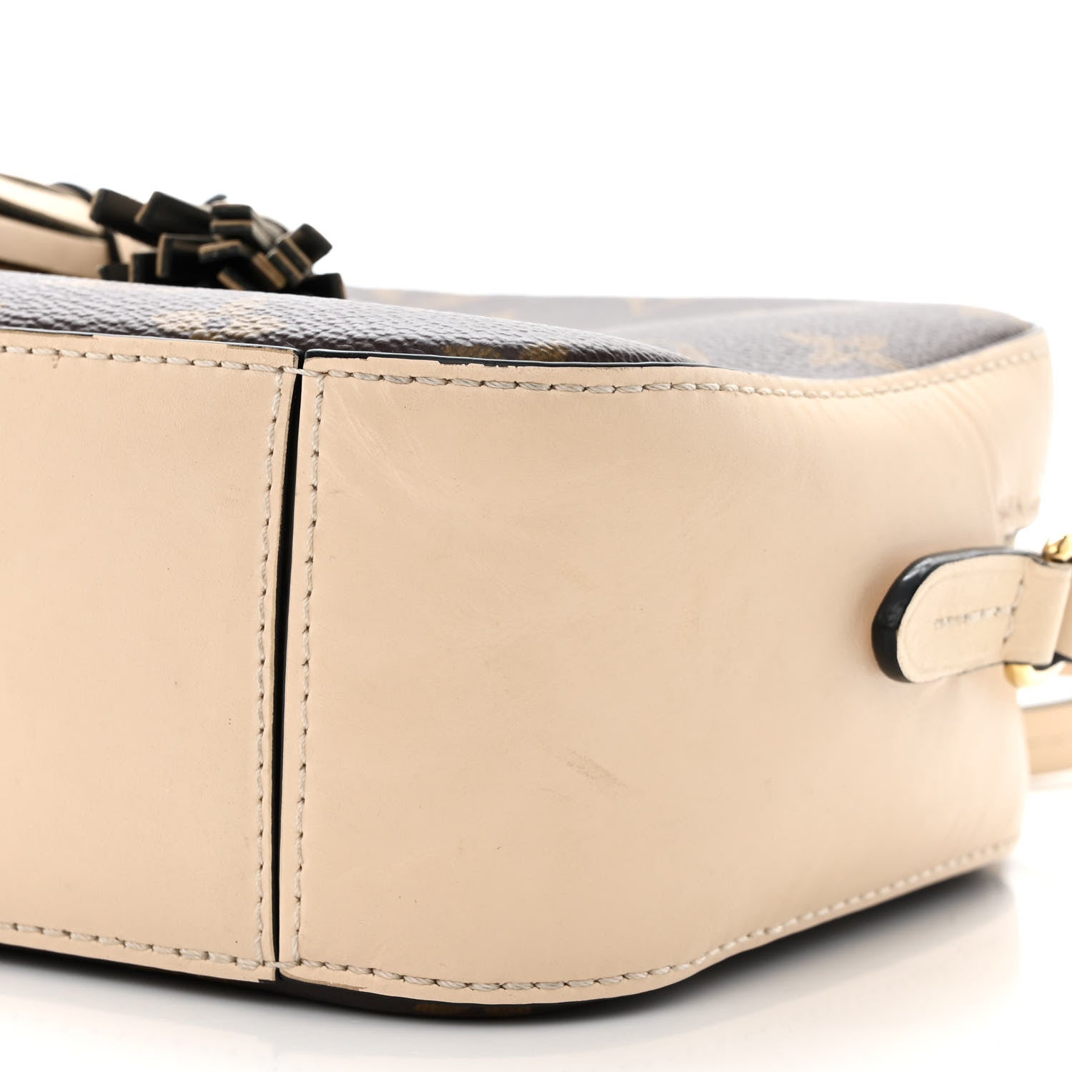 Louis Vuitton Monogram Saintonge Creme 12 of 13