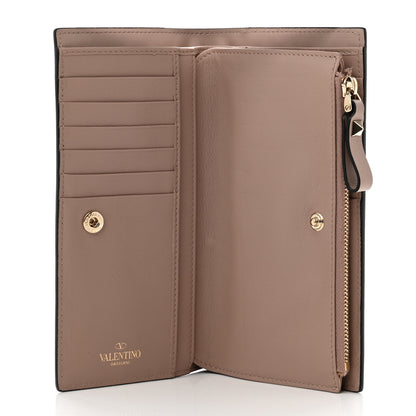 Valentino Garavani Calfskin Rockstud Continental Wallet Poudre 6 of 8