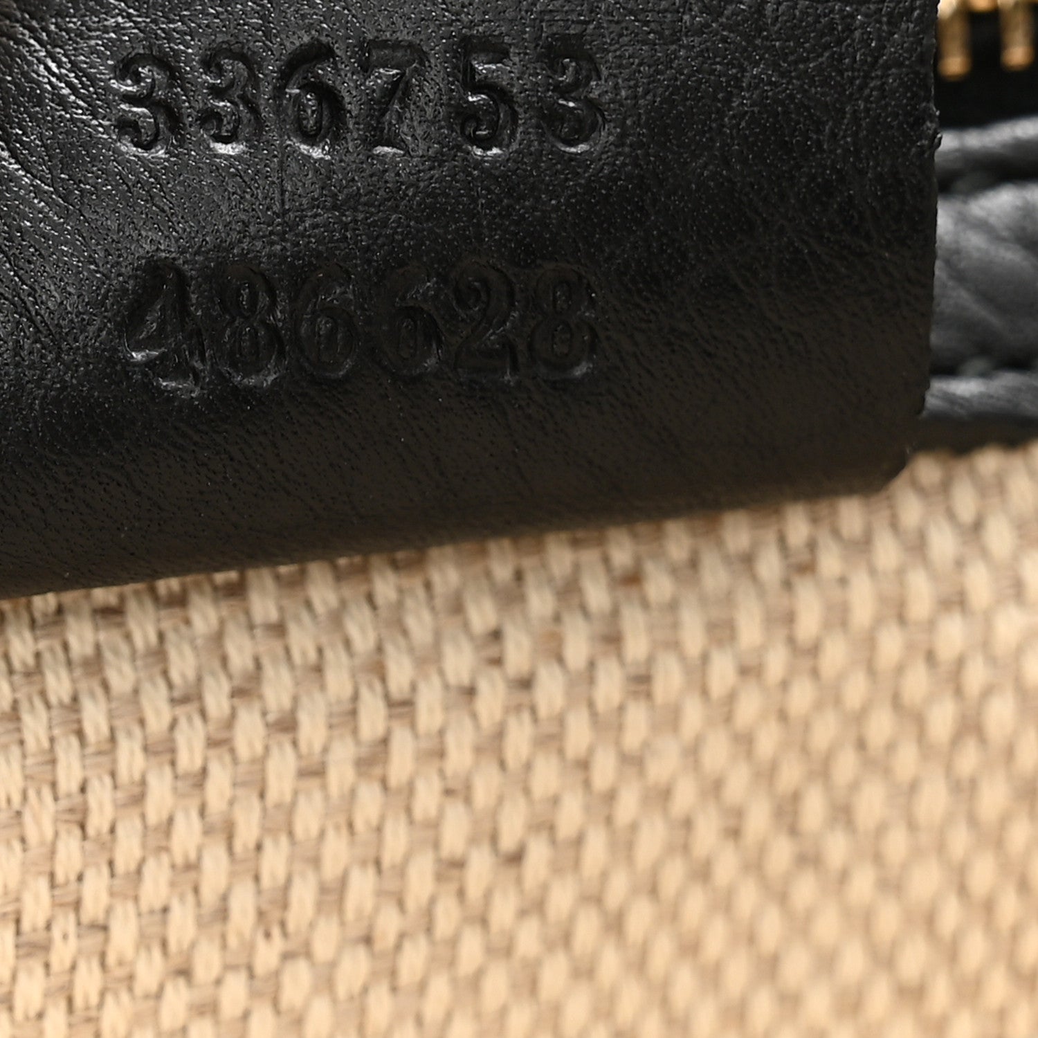 Gucci Pebbled Calfskin Medium Soho Clutch Black 7 of 9