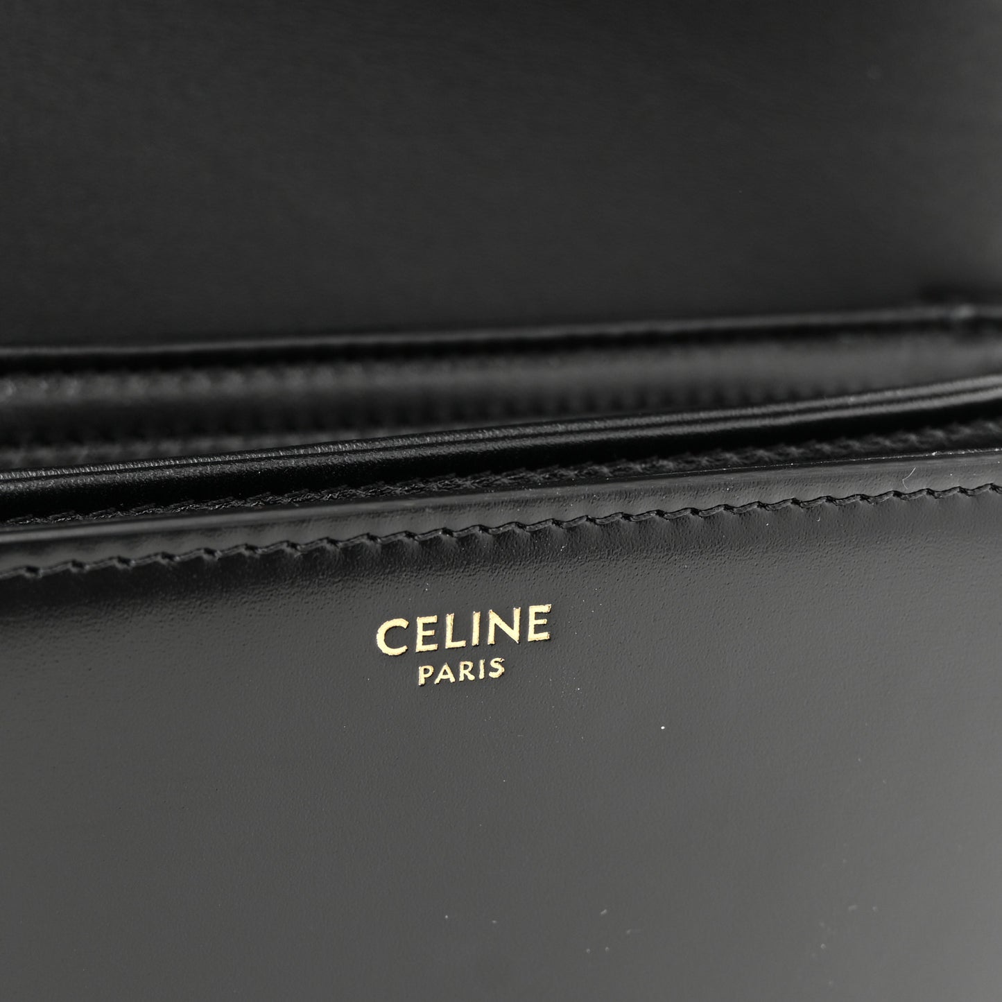 Shiny Calfskin Medium Triomphe Black
