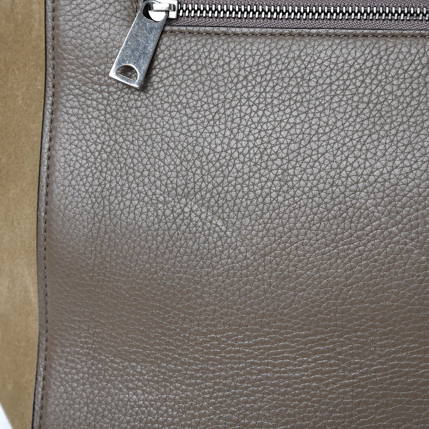 Drummed Calfskin Suede Medium Trapeze Souris
