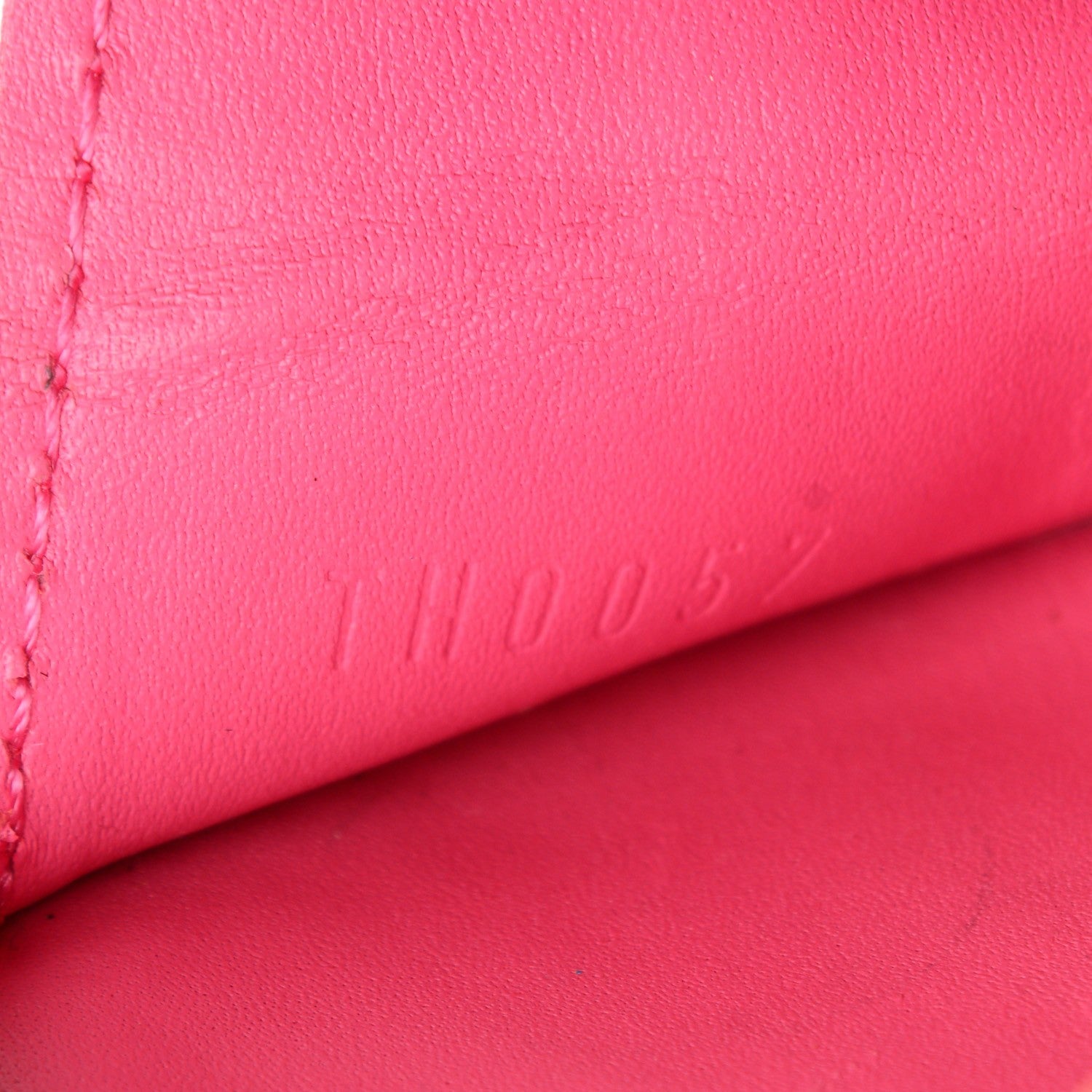 Louis Vuitton Vernis Heart Coin Purse Framboise 7 of 7