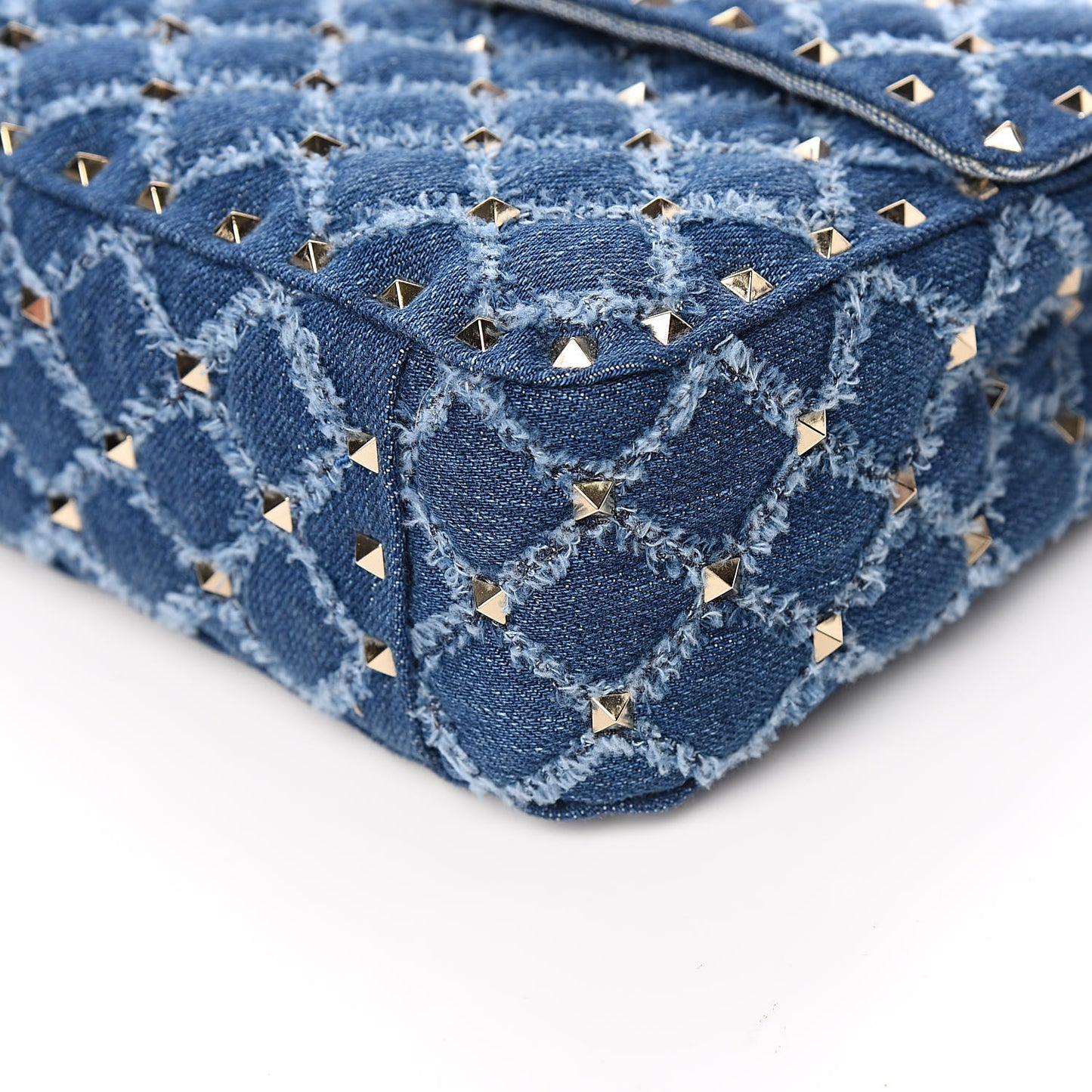 Denim Medium Rockstud Spike Shoulder Bag Denim