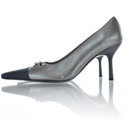 Chanel Leather CC Pumps 38.5 2 of 7