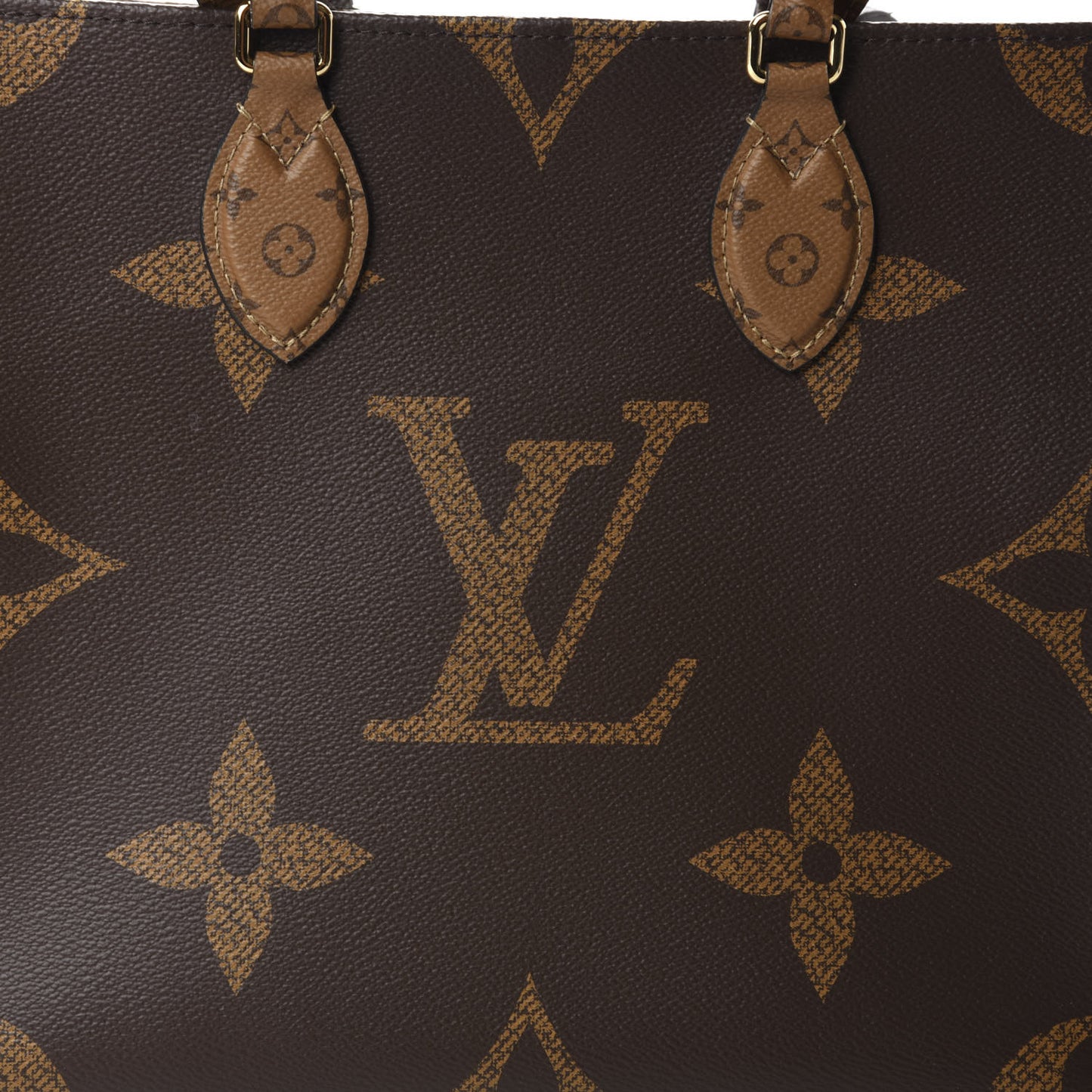 Reverse Monogram Giant Onthego MM