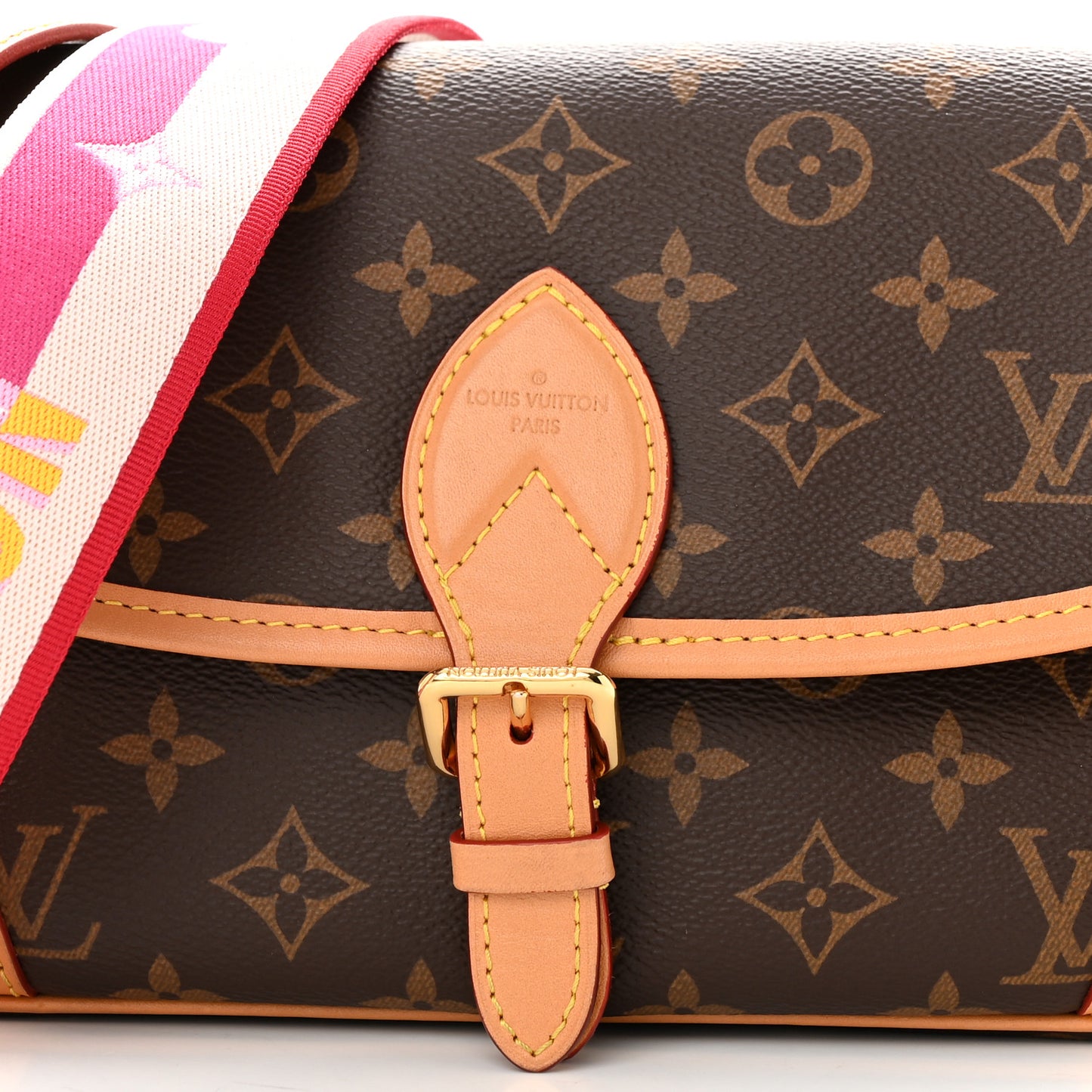 Monogram Diane Fuchsia