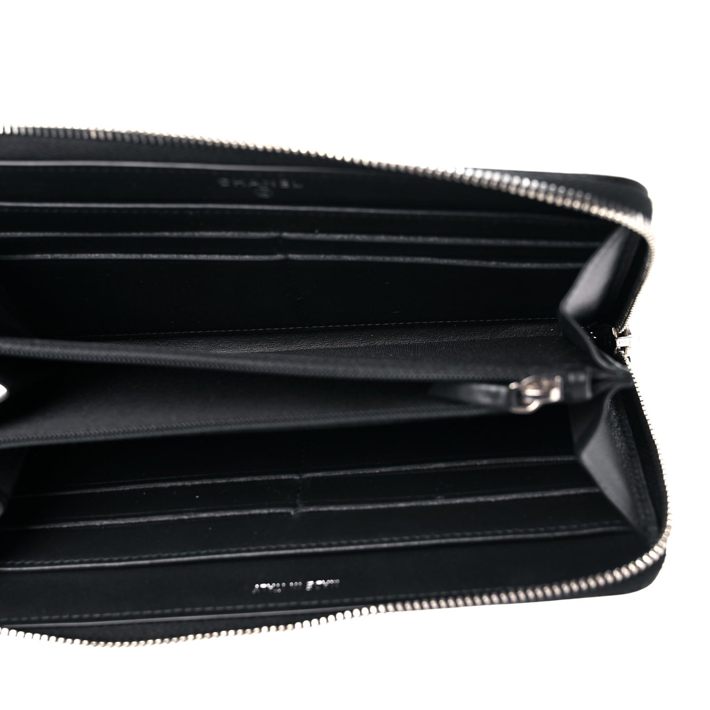 Caviar Quilted Diamond CC Gusset Zip Around Wallet Black