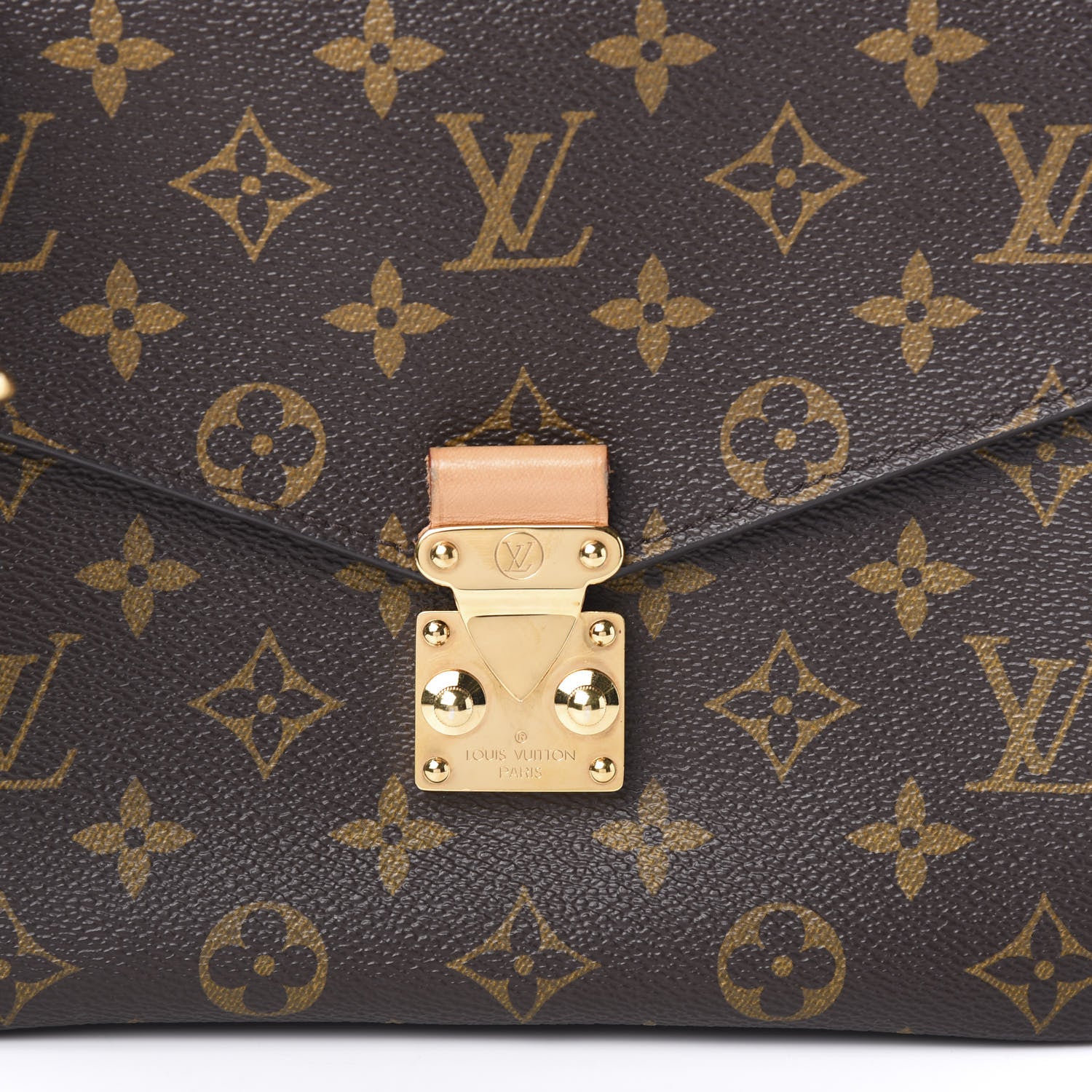 Louis Vuitton Monogram Pochette Metis 9 of 9