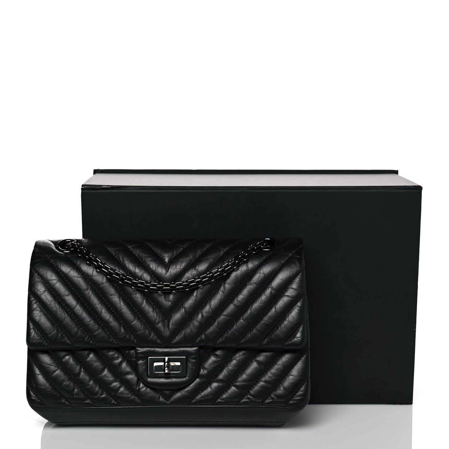 Aged Calfskin Chevron Quilted 2.55 Reissue 225 Flap So Black