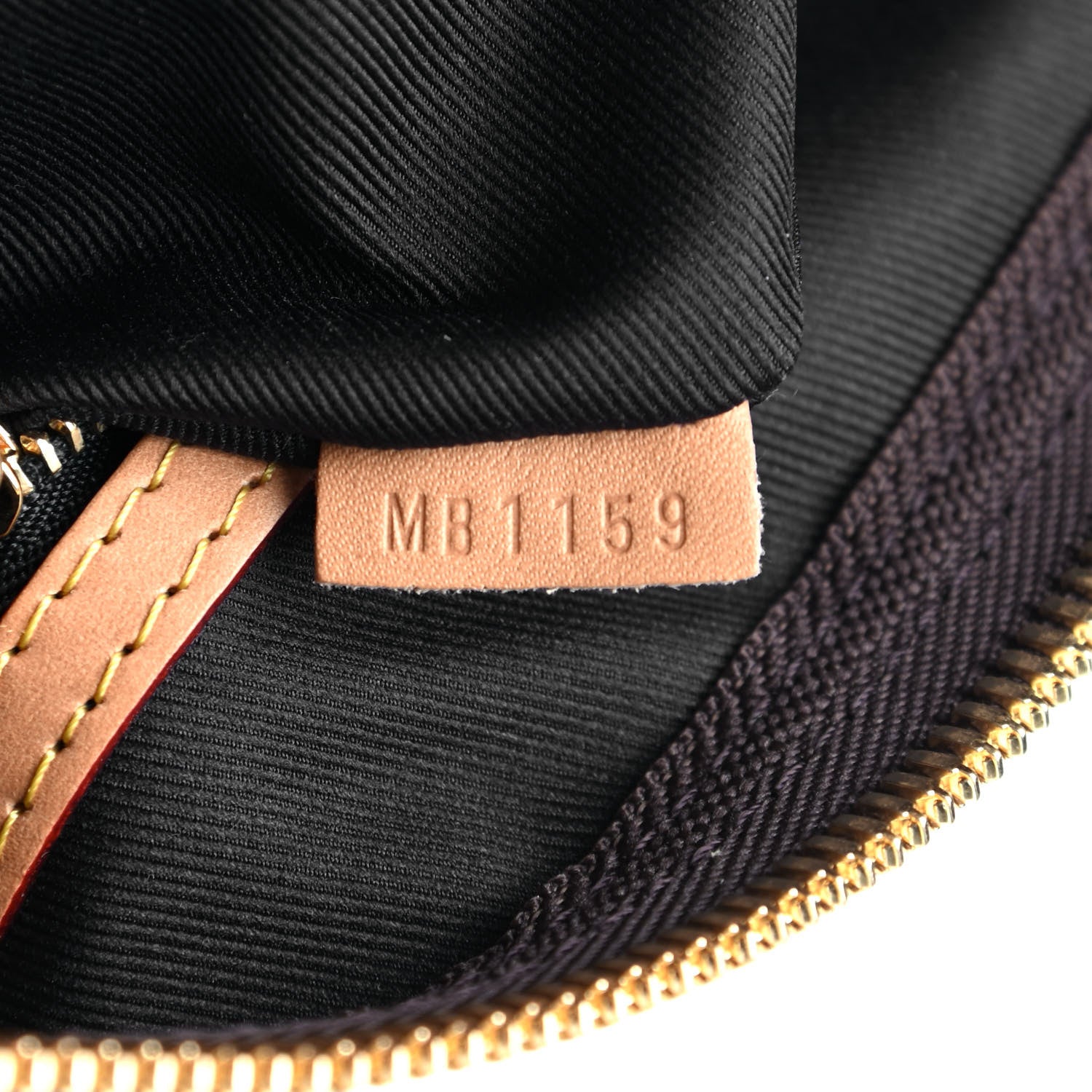 Louis Vuitton Reverse Monogram Giant Keepall Bandouliere 50 6 of 9