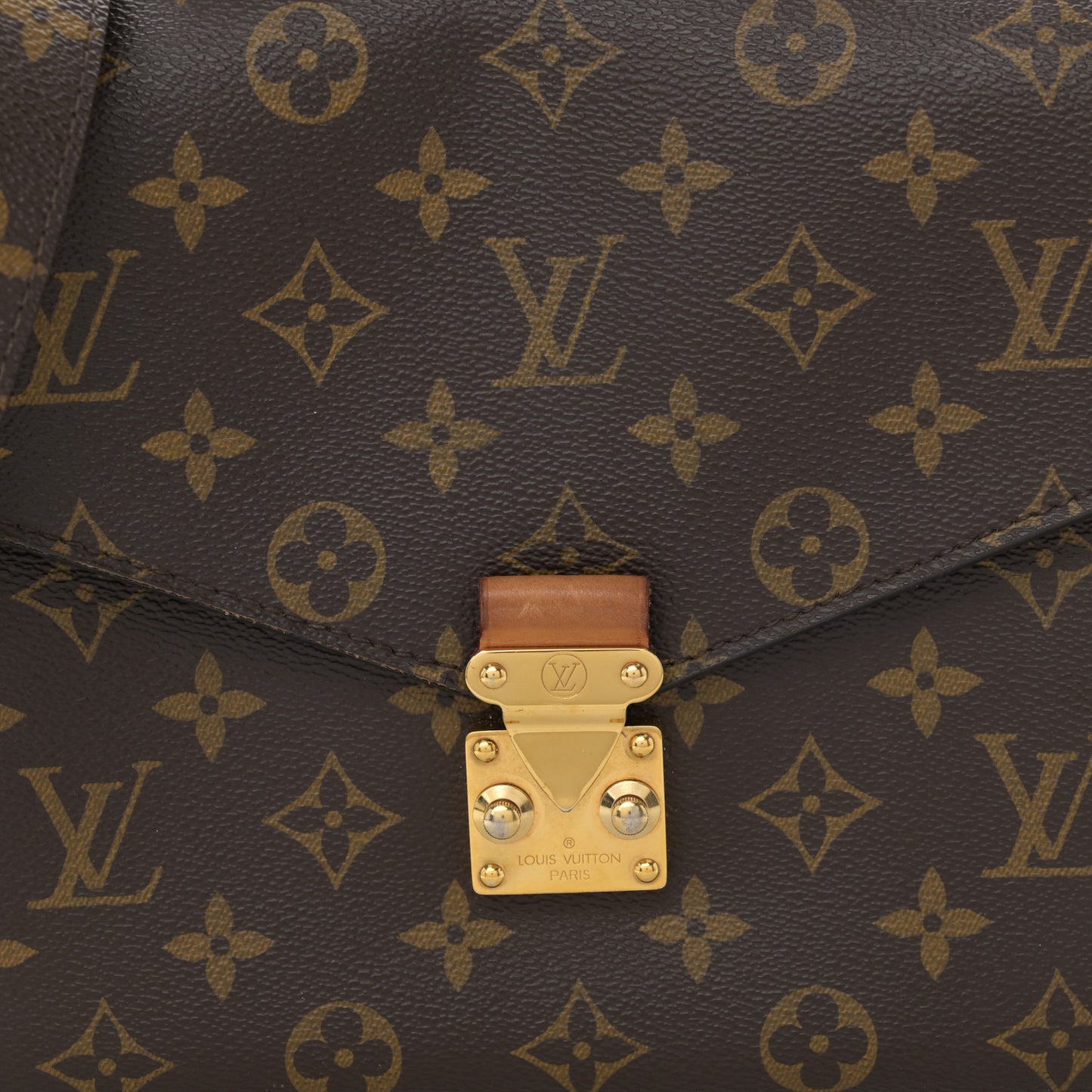 Monogram Pochette Metis
