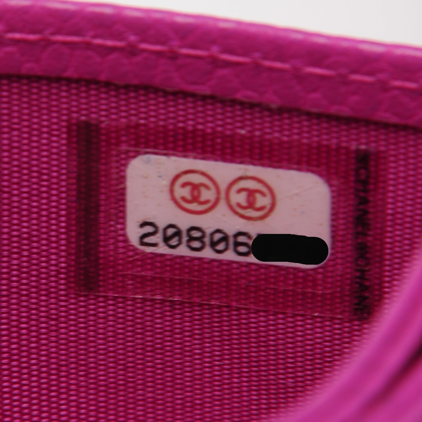 Iridescent Caviar Quilted Simply CC Card Holder Pink