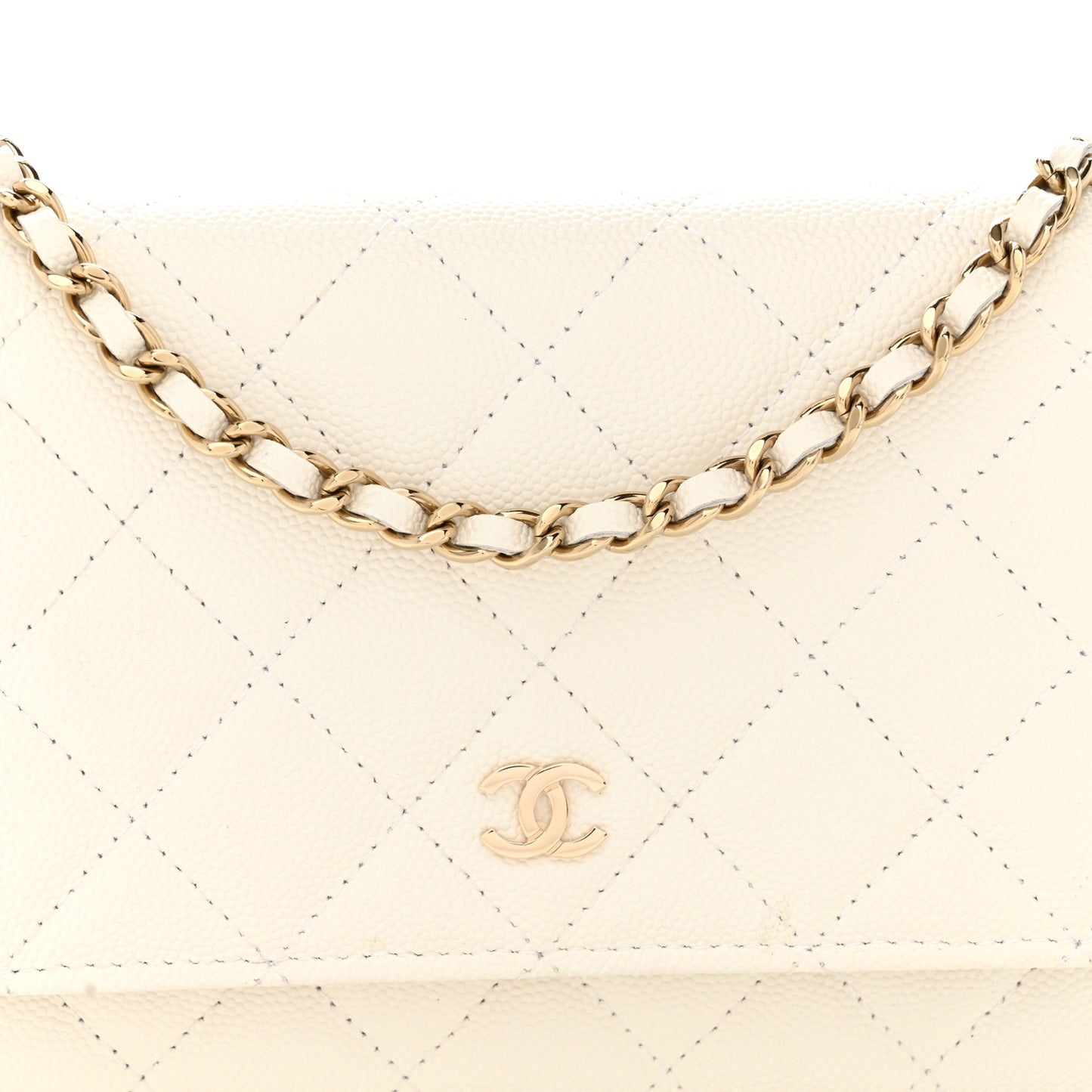 Caviar Quilted Wallet on Chain WOC White