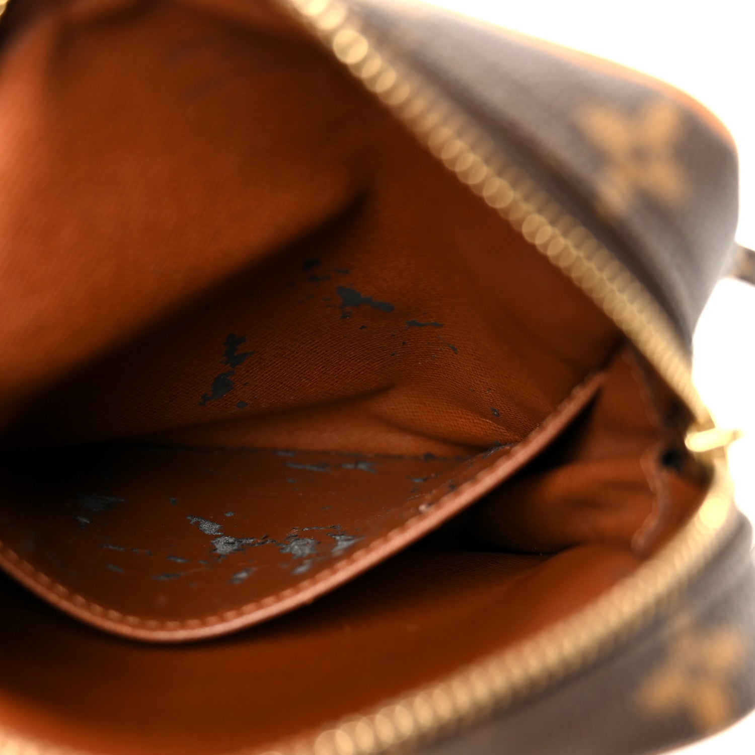Louis Vuitton Monogram Danube 21 8 of 14