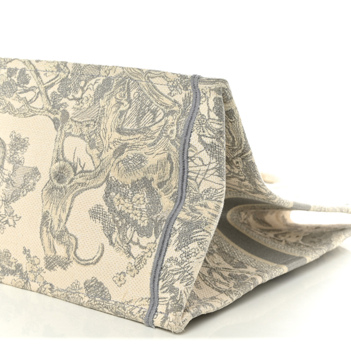 Christian Dior Canvas Embroidered Large Dioriviera Toile De Jouy Book Tote Gray 10 of 11