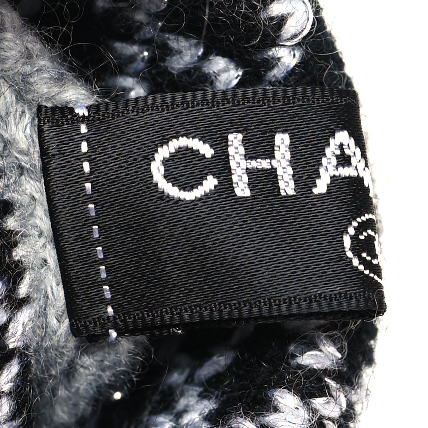 Chanel Cashmere Blend CC Beanie Hat With Gloves Set Black Grey 9 of 9