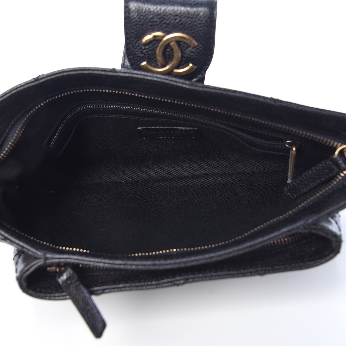 Caviar Quilted Coco Pleats Clutch Black