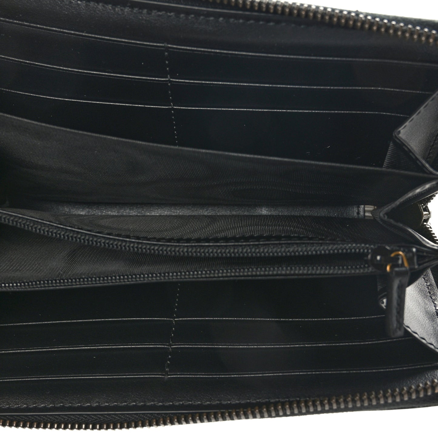 Calfskin Matelasse GG Marmont Zip Around Wallet Black