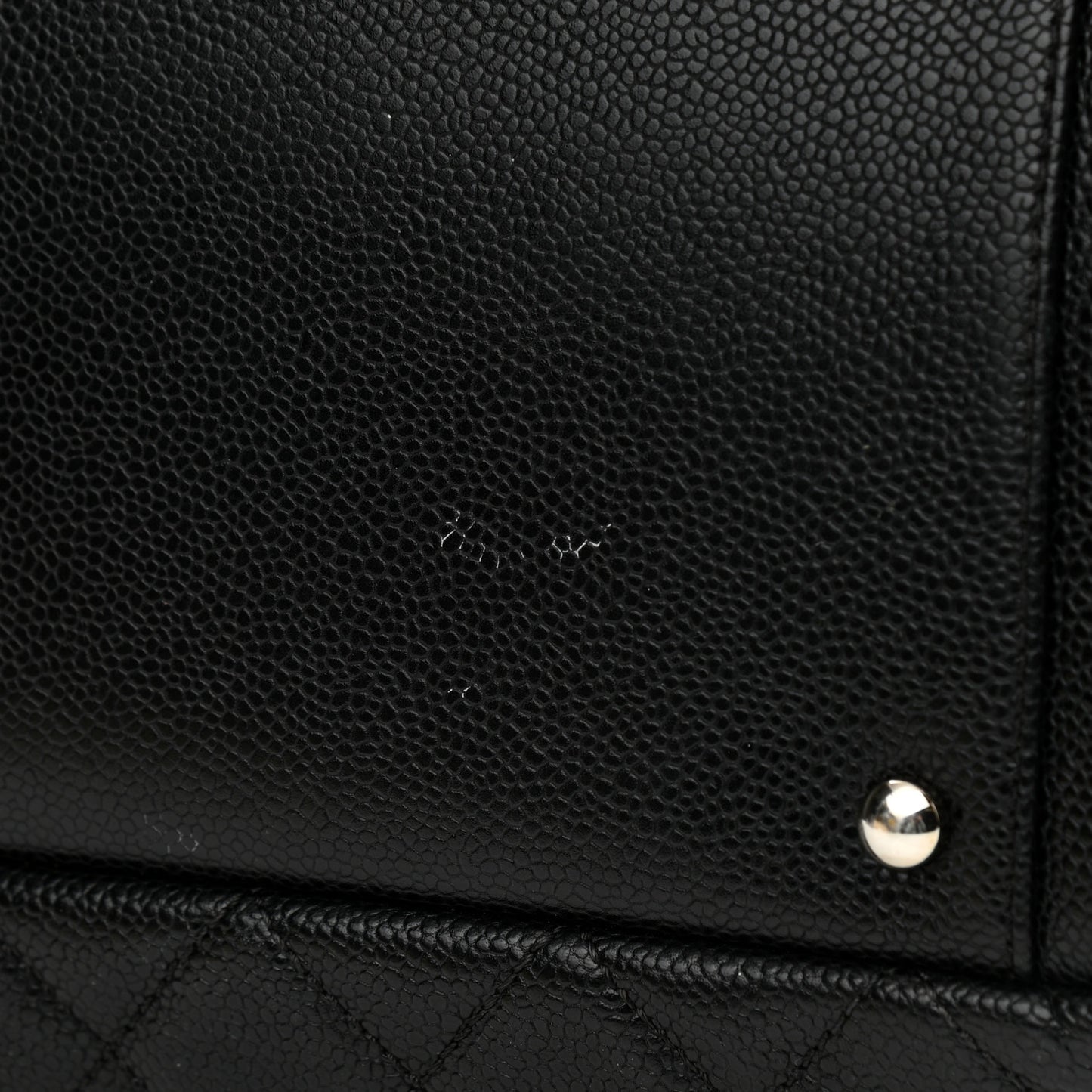 Caviar Quilted XL Grand Shopping Tote GST Black