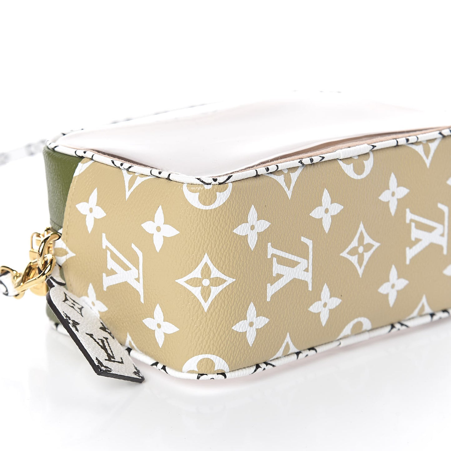 Monogram Giant Beach Pouch Kaki