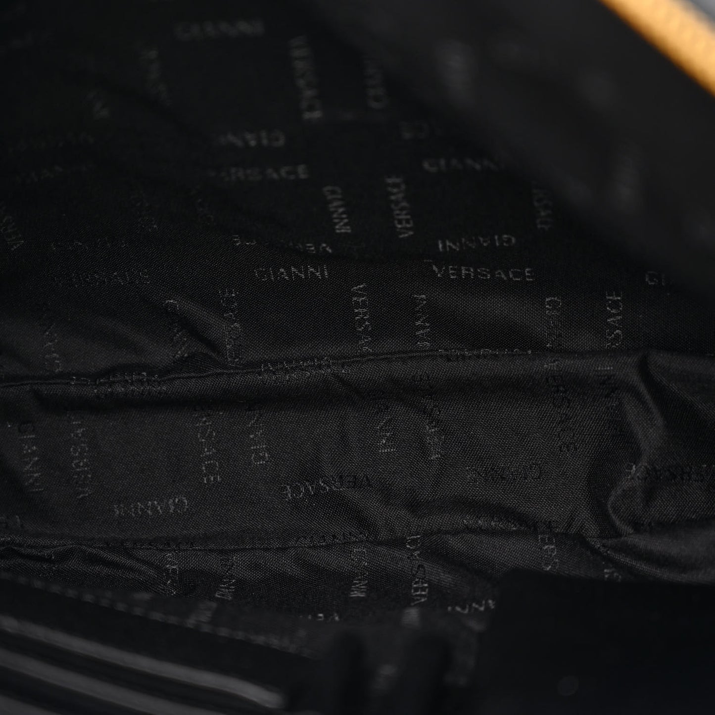 Grained Calfskin Medusa Head Shoulder Bag Black