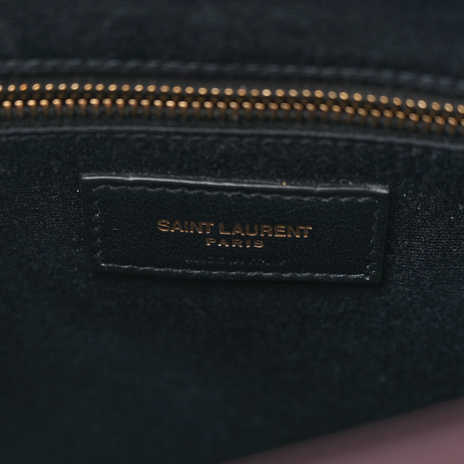 Saint Laurent Grain de Poudre Matelasse Chevron Medium Tribeca Shopping Bag Rouge Legion 6 of 11