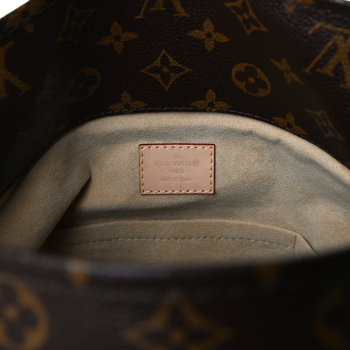 Monogram Artsy MM