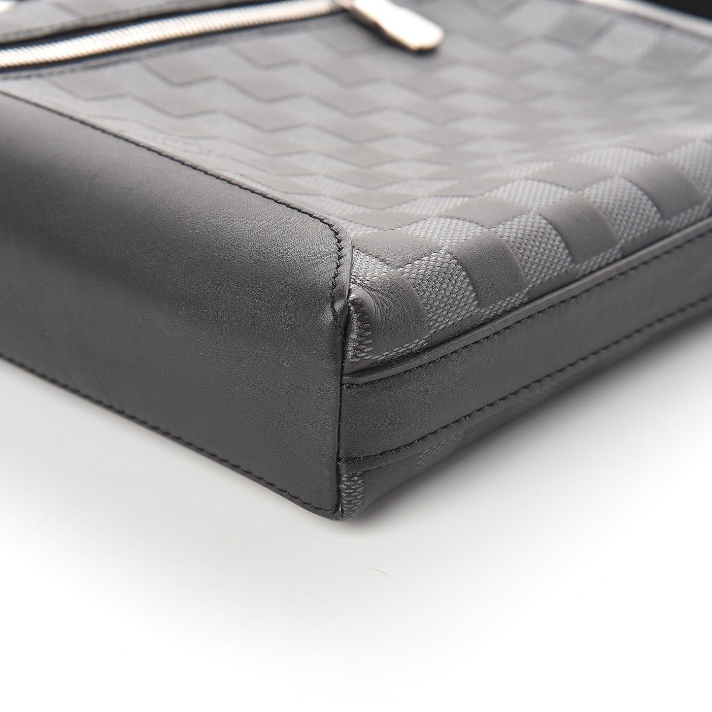 Damier Infini Discovery Messenger BB Onyx