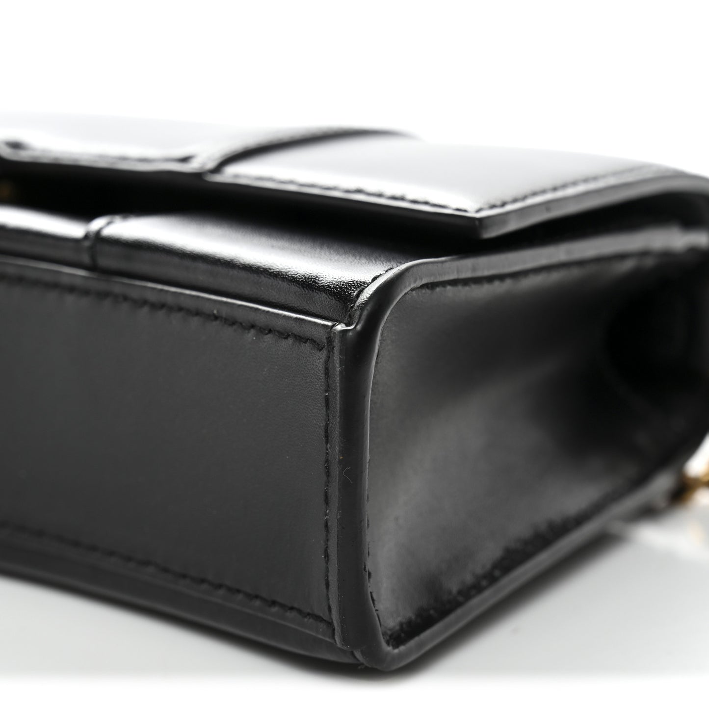 Shiny Box Calfskin Hourglass Chain Bag Black