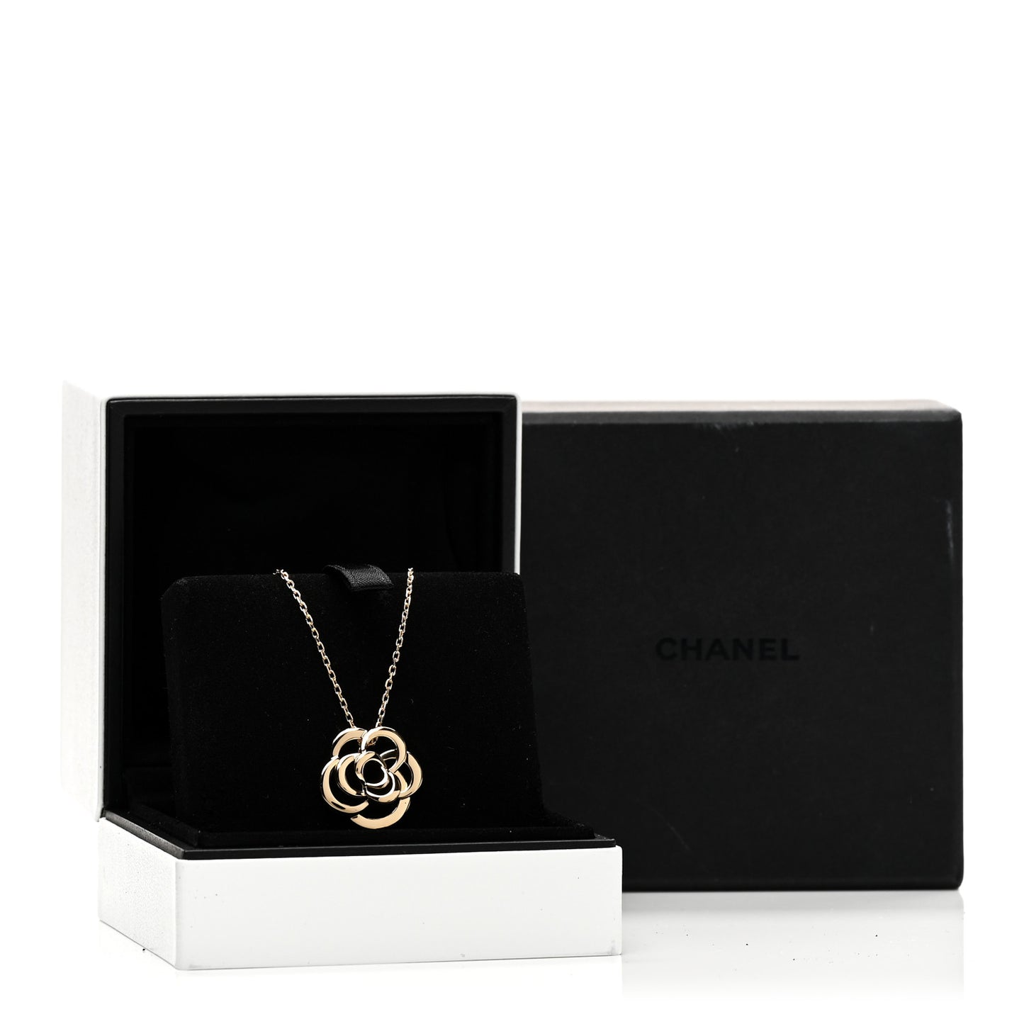 18K Yellow Gold Fil de Camelia Pendant Necklace
