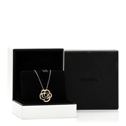 Chanel 18K Yellow Gold Fil de Camelia Pendant Necklace 6 of 6