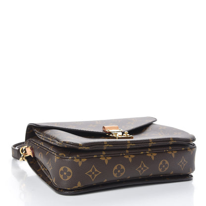 Louis Vuitton Monogram Pochette Metis 4 of 11