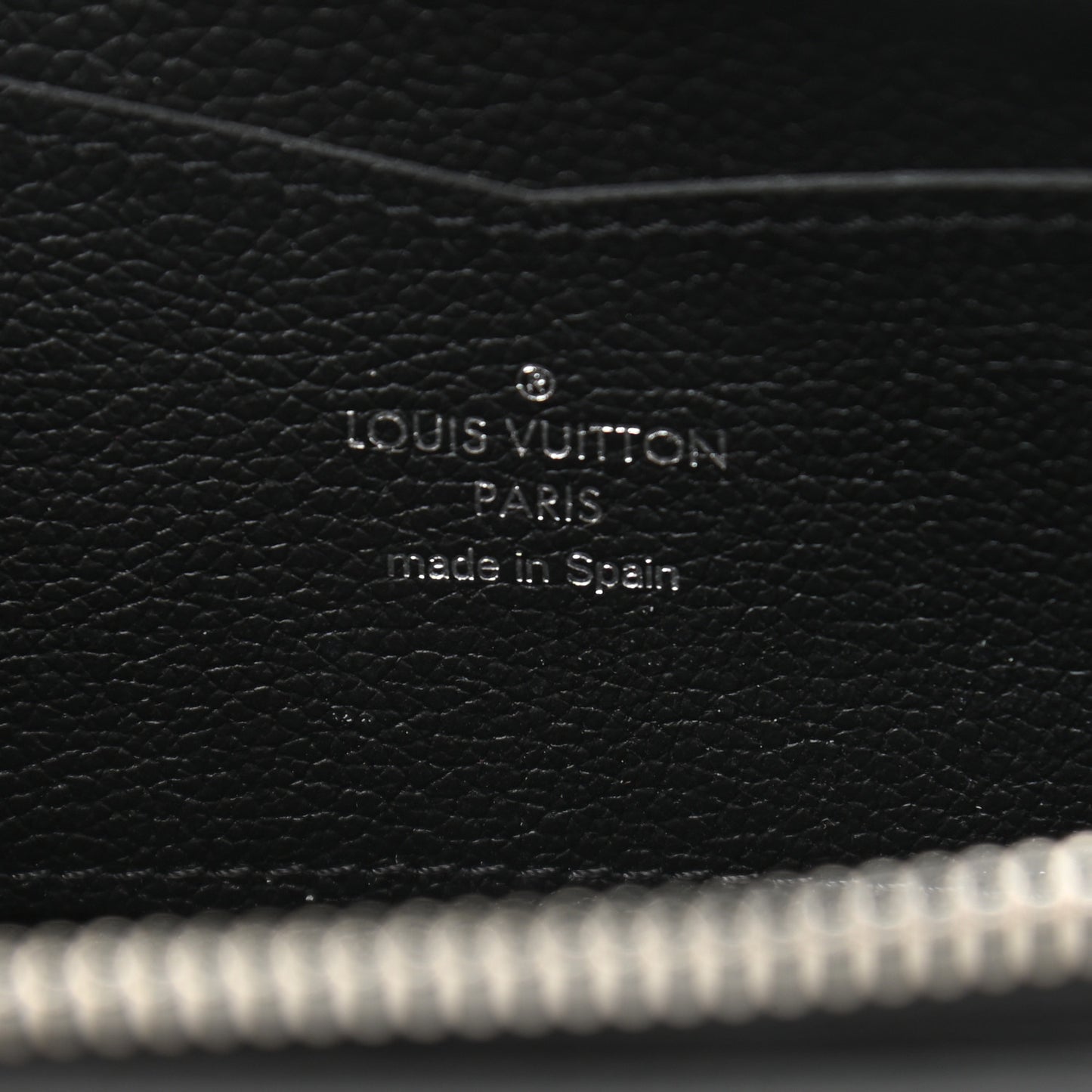 Calfskin Zippy Lockme Wallet Black