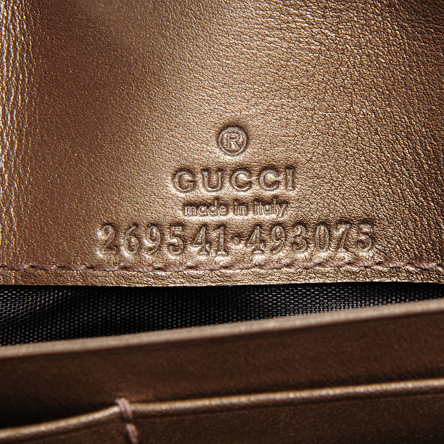 Gucci Metallic Microguccissima Dice Chain Wallet Winter Leaf 5 of 5