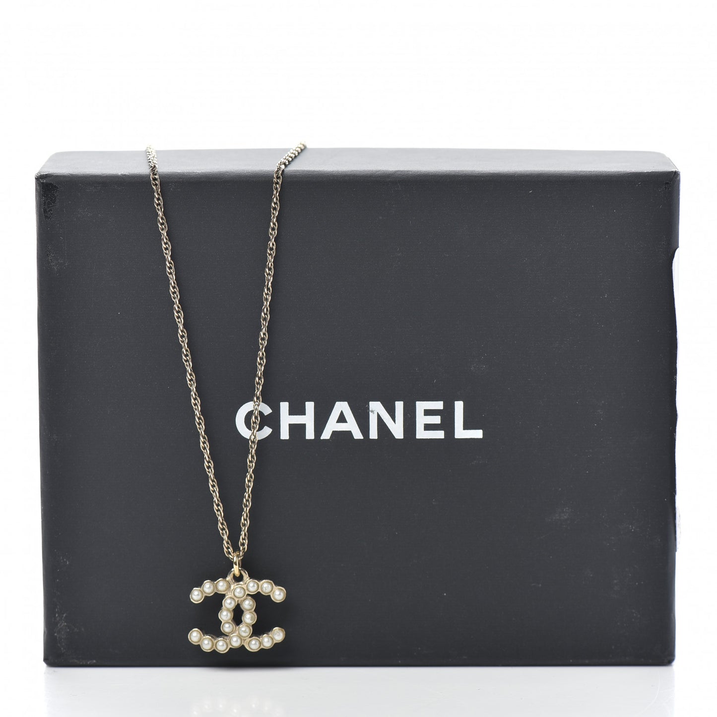 Pearl CC Pendant Necklace Gold