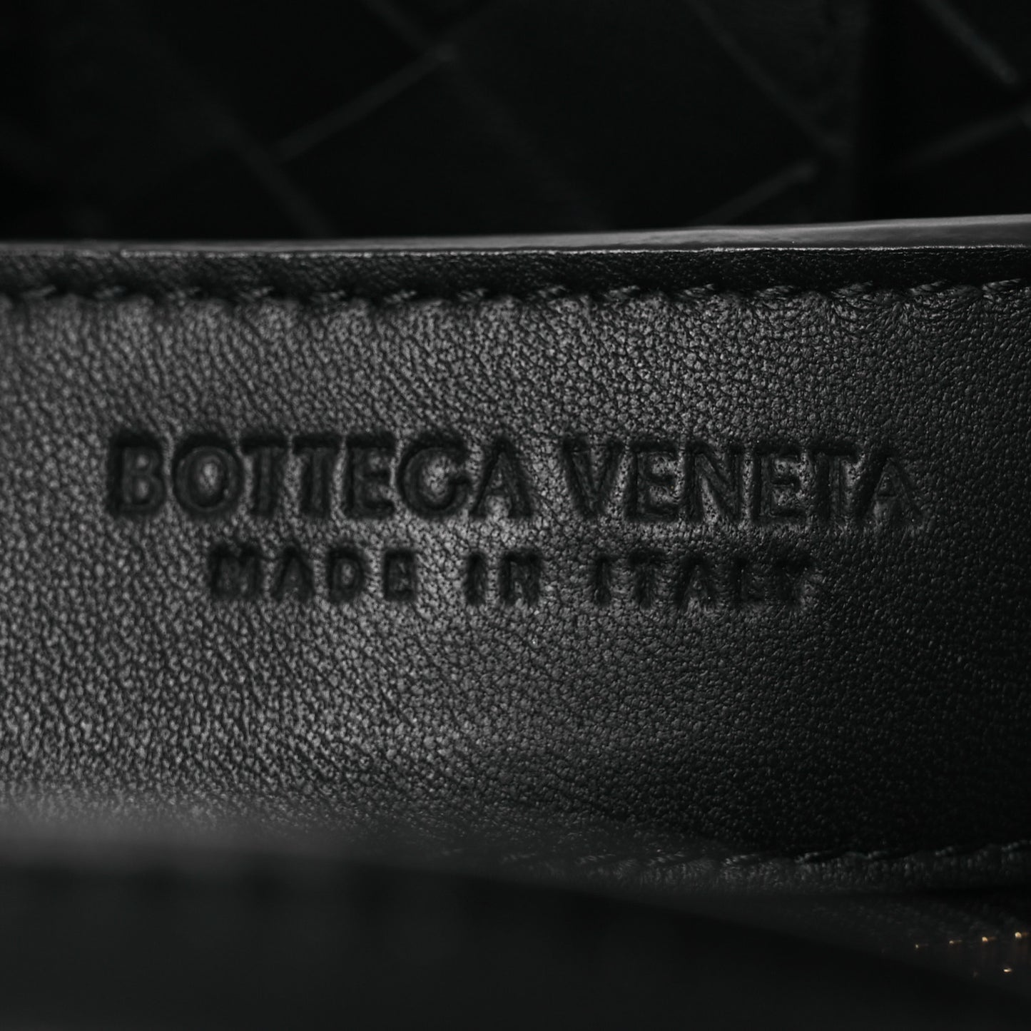 Nappa Intrecciato Medium Andiamo Shoulder Bag Black